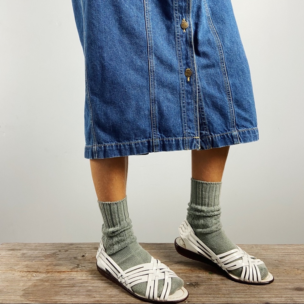 SOLD—White open toe huarache sandals, vintage